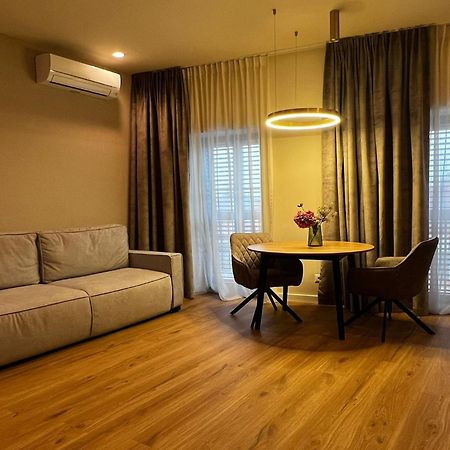 La Boheme Corbeanca - Partener Therme Ostratu 외부 사진
